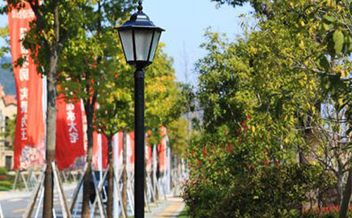 装乌苏庭院灯避坑指南：庭院路灯防雷接地要点
